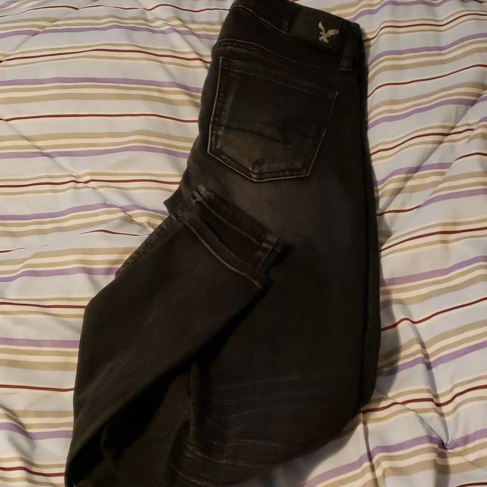 $15 or 2/$20! American Eagle Outfitters Black Jeggings Super Stretch Size 0 - Picture 6 of 9